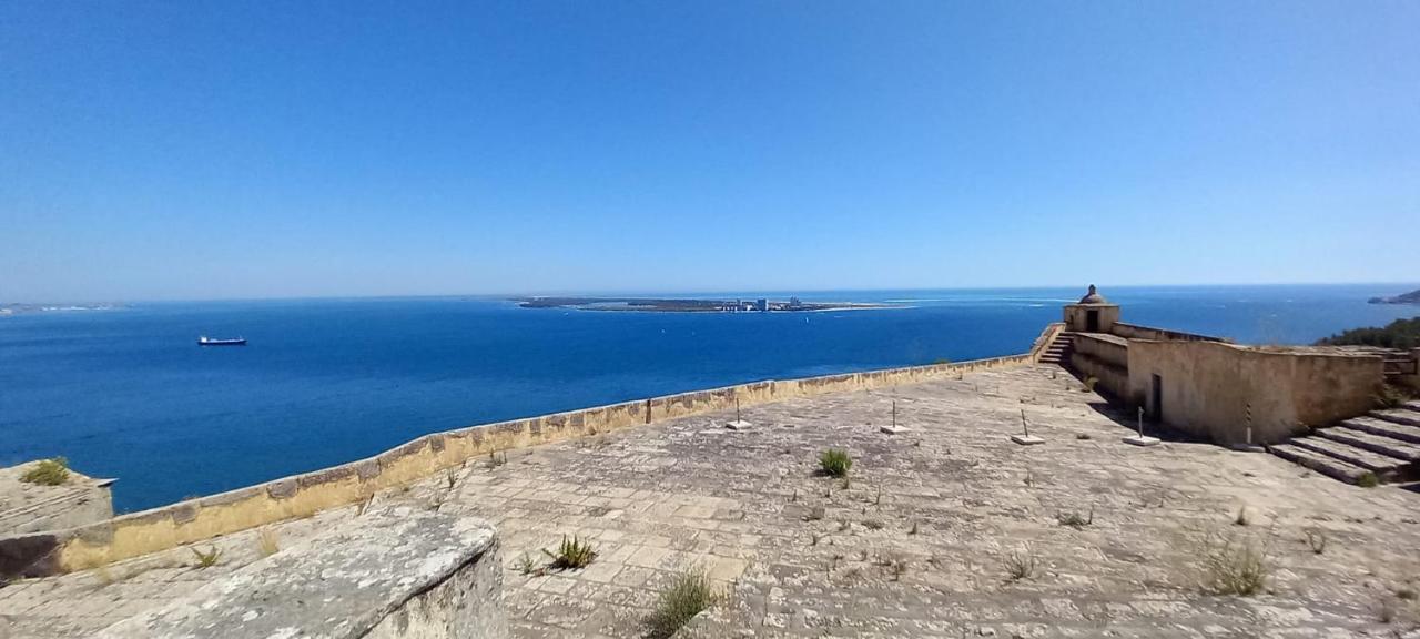 Casa St Yves - Sunny Flat In Setubal On Av Luisa Todi Apartment Екстериор снимка